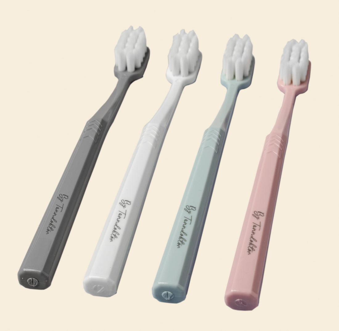 Manuell tannbørste - ultrasoft (4 stk)